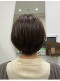 グラデーションカラー/外ハネボブ/ペールベージュ/秋葉原