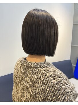 トレス(TRESS) プツっと切りっぱなしボブ♪透明感暗めグレージュカラー！