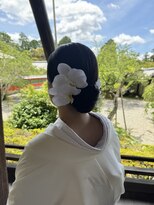 コマリ(comari) ツルッとシニヨンシニヨン