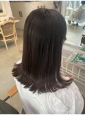 暗髪カラー切りっぱなしミディアム