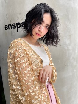 スリー(three)の写真/細部まで計算し尽くされたthreeのカットで、洗練された大人可愛いスタイルへ＊毎朝のスタイリングも楽に★