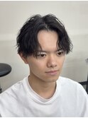 メンズセンターパート　ツイストスパイラルパーマ