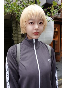 ネルケ 立川(nelke) ミニボブ/ニュアンスパーマ/前髪カット/グレージュ