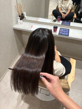 ナンバー 大分中央町店(N°) うねり対策◎髪質改善ストレート×艶感ロング