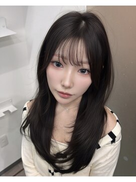 可愛いミディアムレイヤー/オリーブベージュ/小顔カット