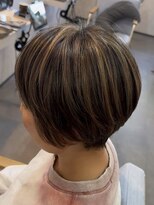 ルーチェ(Lu-che) 白髪ぼかしハイライト×ミルクティーベージュ