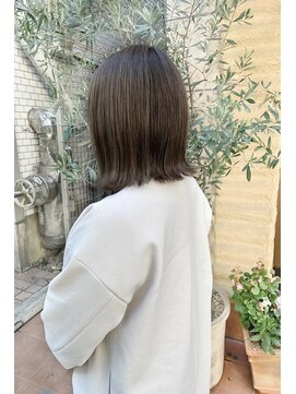 テトラ バイ ネオリーブ 横浜西口店(tetra by neolive) ぷつっとカット×アッシュグレージュで抜け感を！！