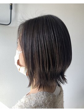 アンドアイズム(and.I'sm) ボブレイヤー[アッシュブラック/20代30代40代]