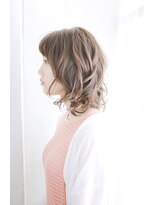 シュシュット(chouchoute)&nbsp;斜めバングデザインカラーシルキーベージュグレージュカラー/176