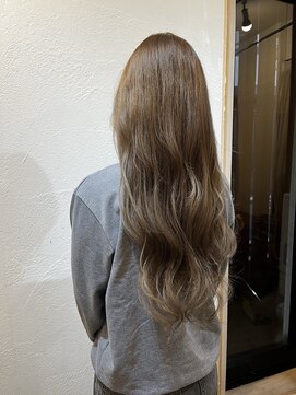 タエビスアリッサム(Taebis Alyssum) グラデーションベージュカラー