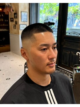 ルドローブラントオオサカ(LUDLOW BLUNT Osaka) 【LUDLOW BLUNT】バズカット ボウズフェード おしゃれ坊主