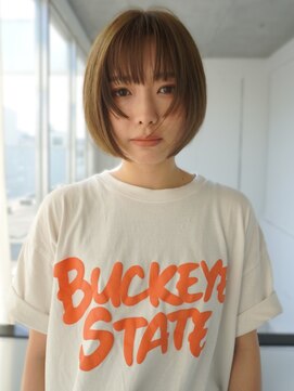 シティ(sity.) ハイトーンカラー　オリーブベージュ　顔周りカット　丸みボブ