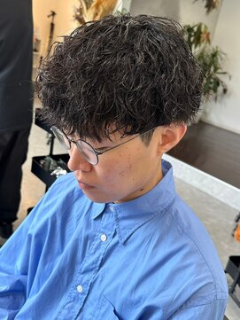 フゥ 宇都宮(FeU) 波巻きパーマメンズパーマメンズヘアツーブロックツイストパーマ