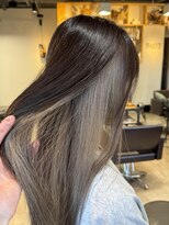 レオン(Re:ON)&nbsp;インナーカラー　ミルクティーベージュ！