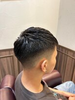 ミリオンバックス 神田店(Million Bucks)&nbsp;スパイキーショート/スペインカール<理容室>[メンズ/床屋/神田]