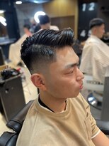 フランクスバーバー アンド ビアークラブ(FRANK'S BARBER and BEER CLUB)&nbsp;サイドパート