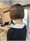 グレーベージュ黒髪レイヤーロング アッシュブラック前髪パーマ