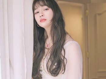 トワ(toi.)の写真/白髪を隠すより、魅せる。toi.の上質なハイライトで叶える、艶と抜け感のオトナヘア