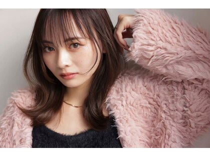 リー ルーチェ 布施(Lee Luce)の写真