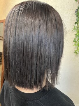 ヘアーズ ラブリージョブリー(hair's Lovely Jubbly) 【横田】透明感オリーブベージュ