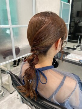 オプティマヘアー(Optima Hair) パーティダウンスタイル