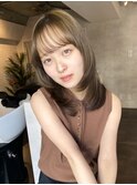 ミディアムレイヤー顔周りカットレイヤーカットハッシュカット