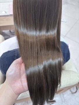 ガレリア 名駅オーキッドビル店(GALLARIA) 赤みを消したアッシュカラー♪