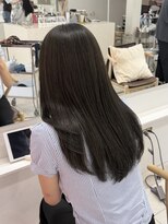 ニュイアン(nuian) olive greige