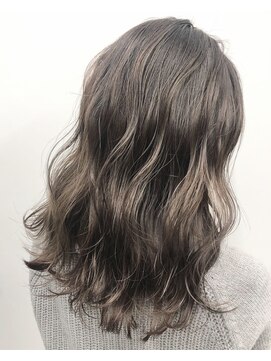 アライブ キチジョウジ(ALIVE Kichijoji) 【ALIVE吉祥寺】ミルクティーグレージュハイライトカラー