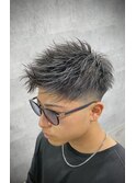 刈り上げ束感にこだわったツーブロックベリーショート