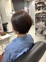 スワロ(SWARO) ショートボブアッシュ系カラー