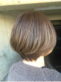 ショートボブ
