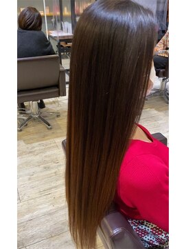 トレ(tre.) 甲子園口/髪質改善/縮毛矯正/ハイライト/酸性ストレート