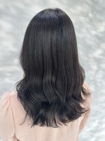 ラビス 浦和(Lovis)&nbsp;美髪/ネビージュ/大人かわいい/透明感ショート[浦和]