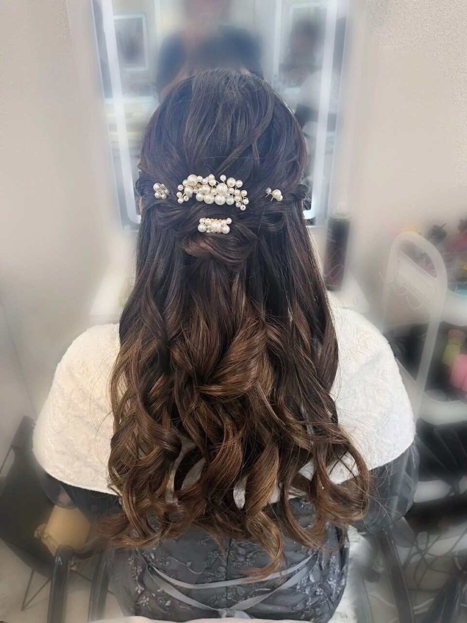 ラプンツェルハーフアップ髪飾り♡レインボー パステルの通販 by