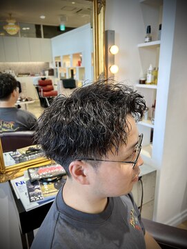 コワファースト させぼ五番街店(COIFF1RST) ツイスパ×アップバング☆