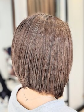 ヘアースタジオ ジェイワン(hair studio J ONE) 30代40代50代サラサラ大人前下がりボブ脱白髪染め白髪ぼかし2