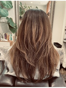 木洩れ陽サロンアイリス ロングレイヤー