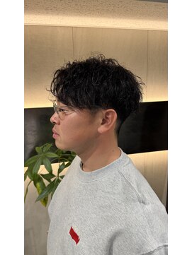 エスケイブ(S/CAVE) ナチュラル無造作な大人パーマ。