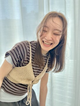 イノセントヘア(innocent.hair) 小顔ヘア/顔まわりレイヤー/シースルーバング