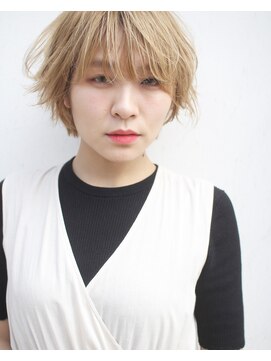 ヘアーサロンネンド(hair salon nendo) ハイトーンショート