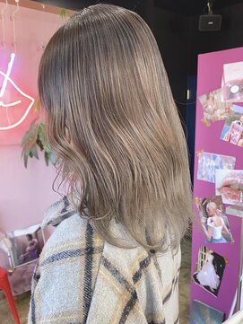 ワーカー ミミ(worker MIMI) ベージュバレイヤージュ