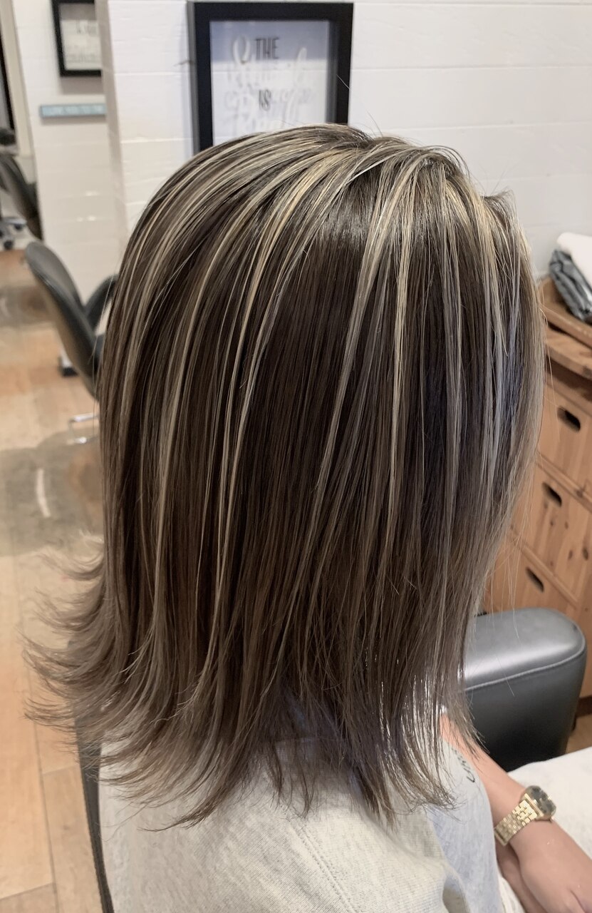 2025年秋】メッシュの髪型・ヘアアレンジ｜人気順