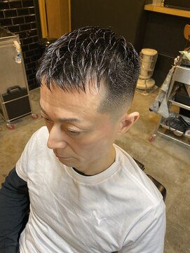 ザ バーバー ルイス(THE BARBER LUI'S) skin fade & 濡れパン