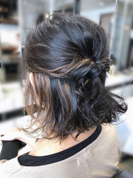 パンマ(Pamma) 黒髪をいかしたハイライトカラー パンマ