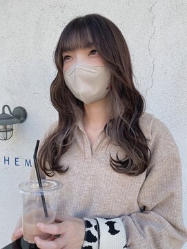 シェミール(CHEMIR) イヤリングカラー×レイヤーカット