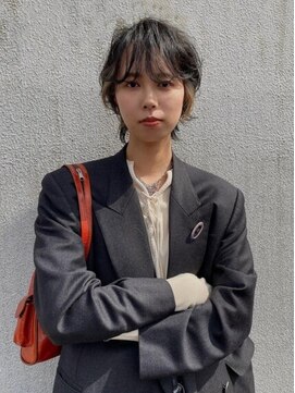 キヴィ(kivi) ショートヘア/インナーカラー/ウルフカット