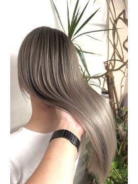 ヴィフ 大船(VIF) バレイヤージュ/ハイライト/ダブルカラー/ケアブリーチ/ボブ