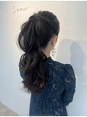 ポニーテール　お呼ばれヘア　結婚式ヘア　華やかスタイル