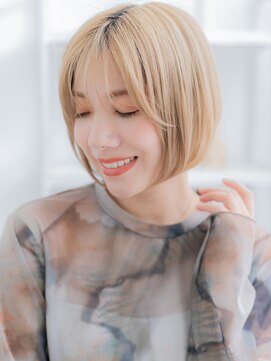 カバーヘア 上尾西口店(COVER HAIR) 外国人風ハイトーンカラー丸みショートボブa上尾